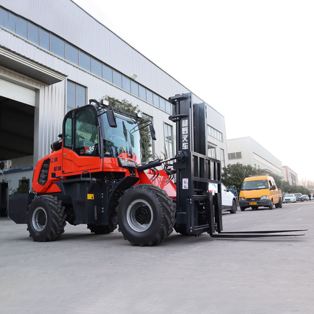 3500KG Rough Terrain Forklift